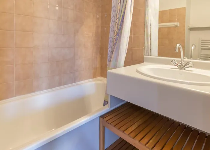 Renove Au Calme, Acces Skis Aux Pieds - Fr-1-181-2480 Appartement